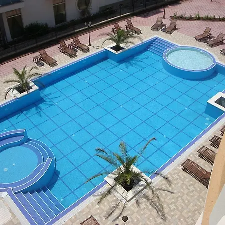Rent Flora Beach