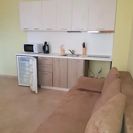 Rent Flora Beach *