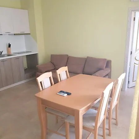 Lägenhet Rent Flora Beach *
