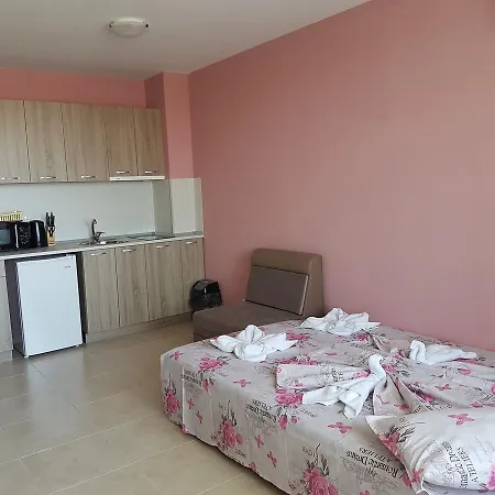 Rent Flora Beach Pomorie